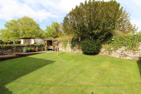 64 Launceston Road, Callington, PL17 7DP