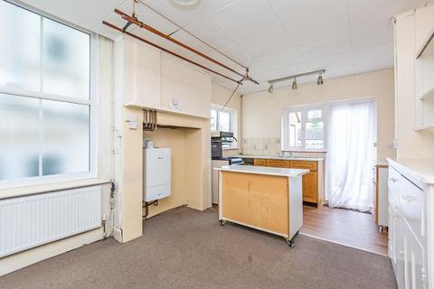 undefined, Mayfield Road, Sanderstead, South Croydon, CR2 0BD