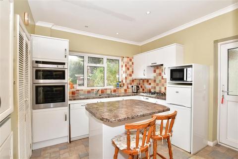 30 Hadley Close, Meopham, Gravesend, DA13 0NX