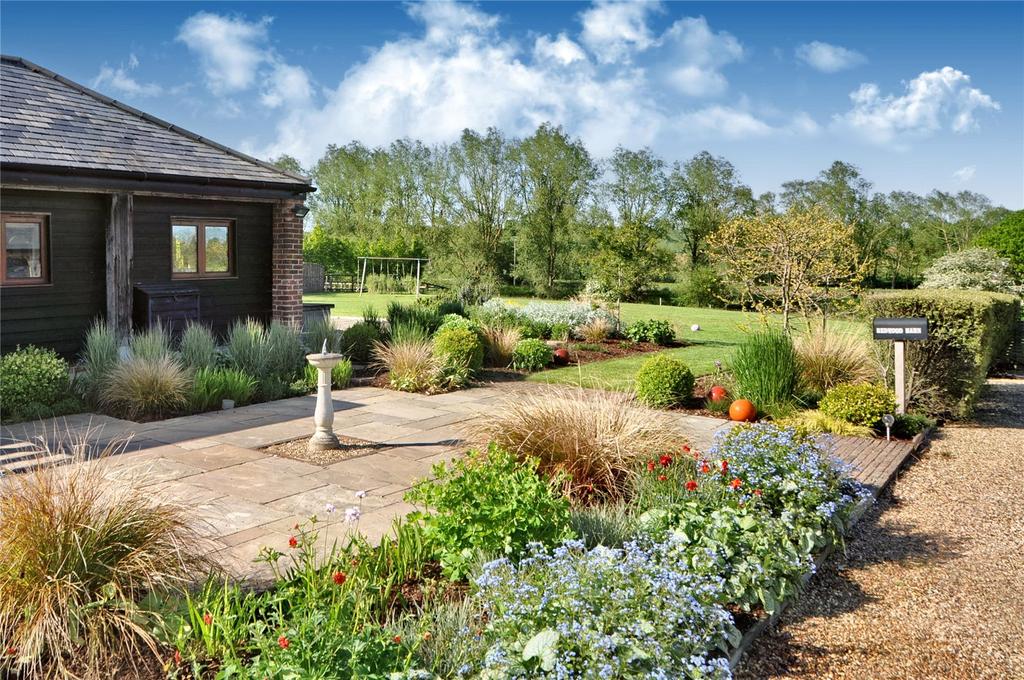 Garden &amp; Terrace