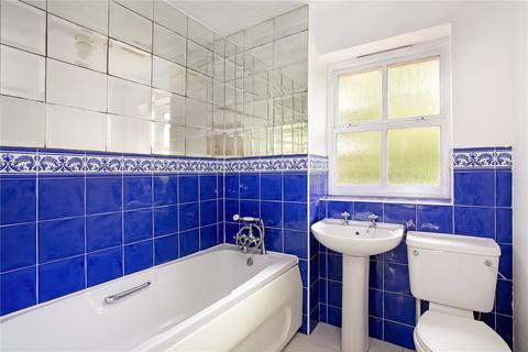 9 Tewkesbury Close, Loughton, IG10 3NT