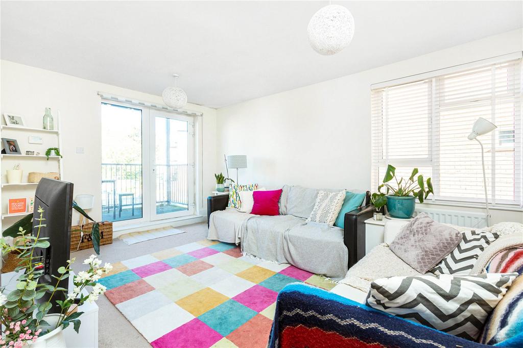 Limerick Close, Balham, London, SW12 2 bed flat £2,150 pcm (£496 pw)
