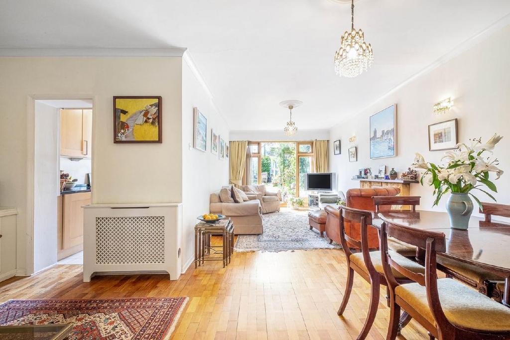 Gartmoor Gardens, Southfields 4 bed terraced house - £1,400,000