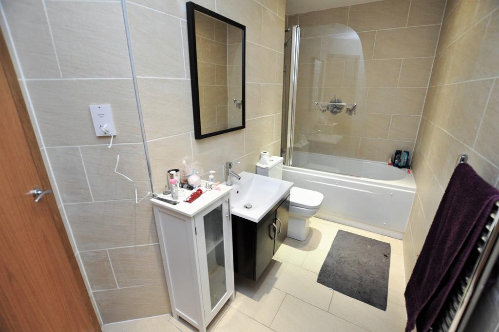 Main Bathroom