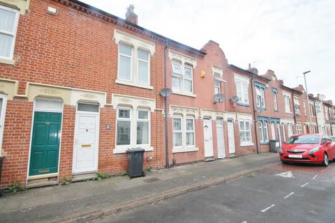 2 bedroom terraced house to rent, Tyndale Street, Leicester