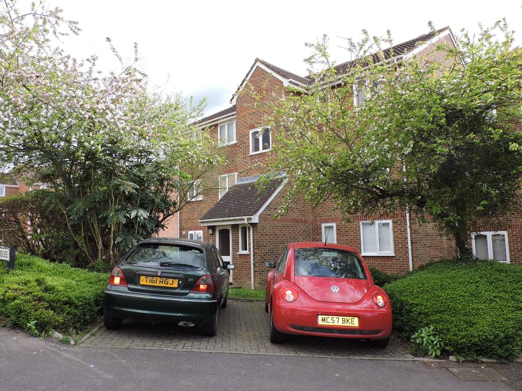 Flat 9 Onyx House, Percy Gardens... 1 bed apartment £240,000