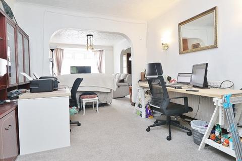 241 Collier Row Lane, Romford, RM5 3JA