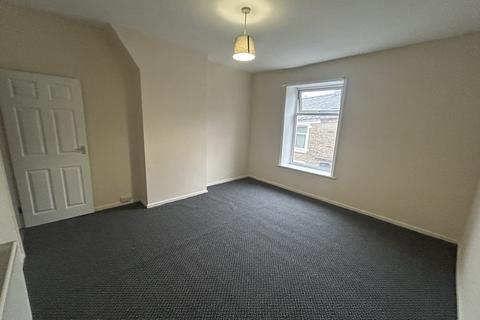 2 bedroom terraced house to rent, Preston Street, Darwen