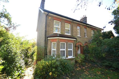 241 Manor Road, Chigwell, IG7 6HL