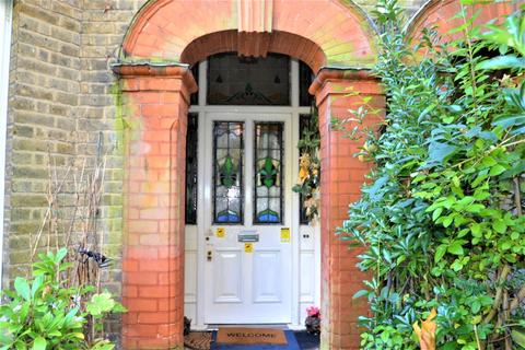 241 Manor Road, Chigwell, IG7 6HL