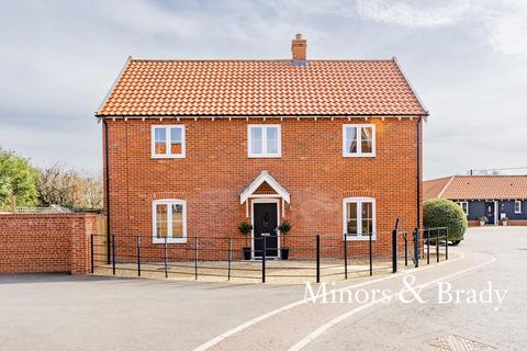 1 Ron Fielder Close, Salhouse, Norwich, NR13 6QY