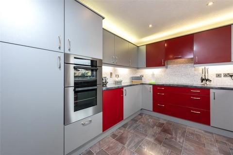 14 Glenorchil Place, Auchterarder, PH3 1LR
