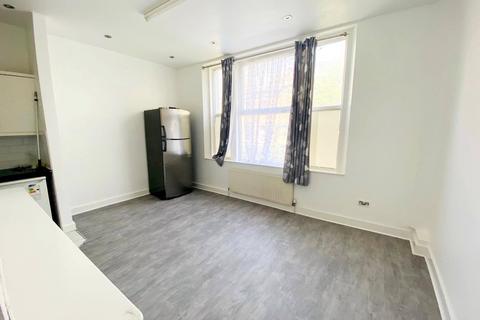 1 bedroom apartment to rent - High Street, Sutton, Surrey, SM1