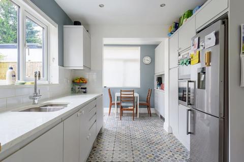 27 Higher Drive, Purley, CR8 2HQ