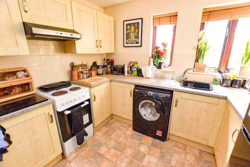 Haven Banks, Exeter 1 bed apartment £140,000