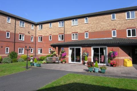 2 bedroom retirement property for sale, St Annes Court, Kingstanding, Birmingham B44 0HN