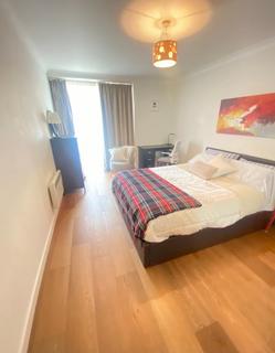 1 bedroom flat to rent, Boardwalk Place, Canary Wharf, Blackwall Way, London, E14 5SE