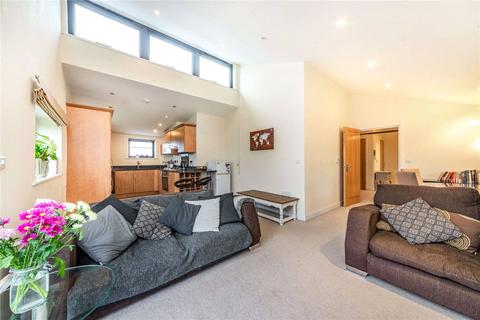 2 bedroom apartment to rent, Old Bath Road, Newbury, Berkshire, RG14