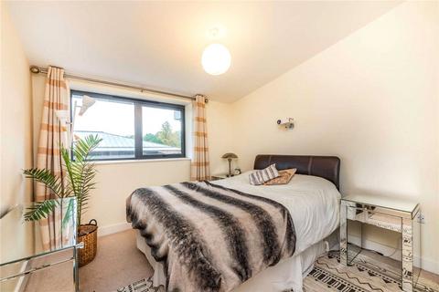 undefined, Old Bath Road, Newbury, Berkshire, RG14