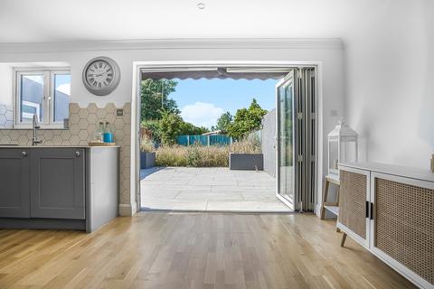 undefined, Everest Road, Stanwell, STAINES-UPON-THAMES, TW19