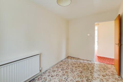 2 Brentmead Close, London, W7 3EW