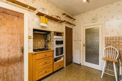 32 Craigleith Drive, Edinburgh, EH4 3JT