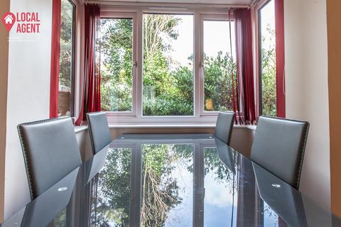 5 Chalice Way, Greenhithe, DA9 9PR