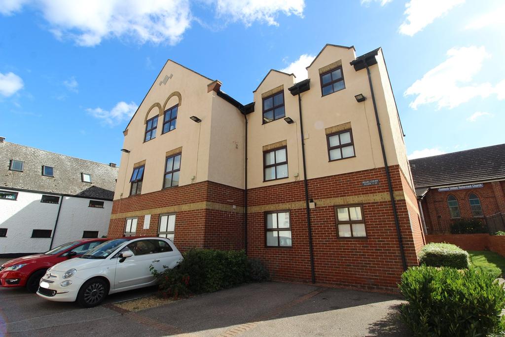 Pearl Court, Baldock, SG7 1 bed apartment £725 pcm (£167 pw)