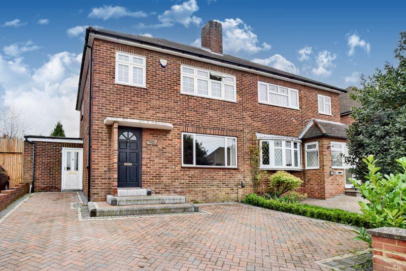 ETON ROAD, ORPINGTON 3 bed semidetached house £1,800 pcm (£415 pw)