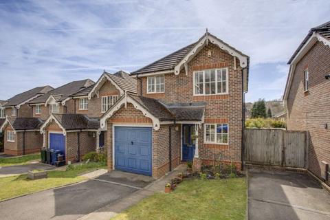 14 Bevan Hill, Chesham, HP5 2QS
