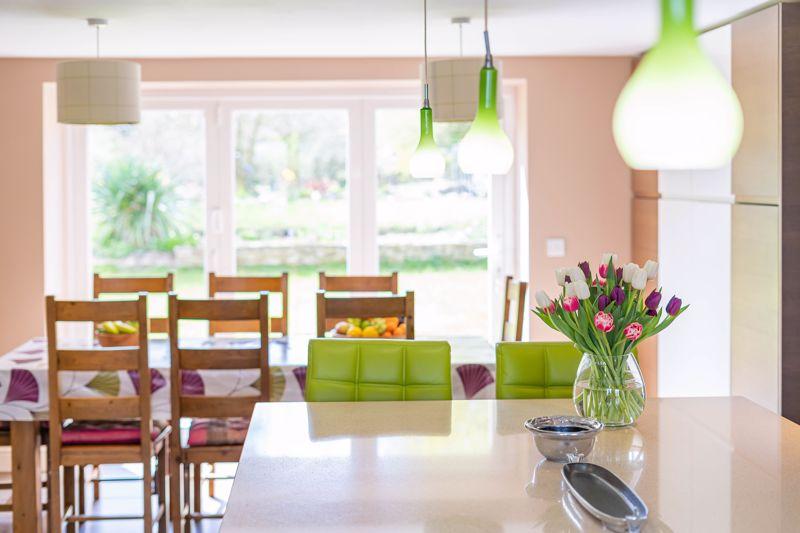 Kitchen / Dining
