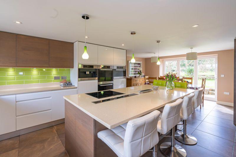 Kitchen / Dining
