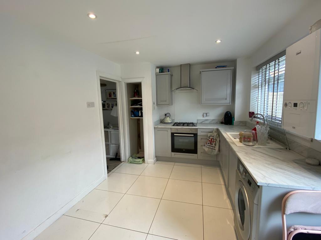 Rushdean Road, Strood 3 bed terraced house £265,000