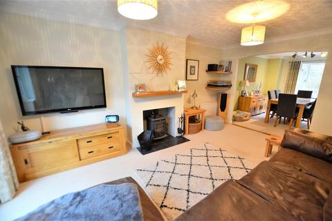 8 Hodgson Close, Fritwell, Bicester, OX27 7QB
