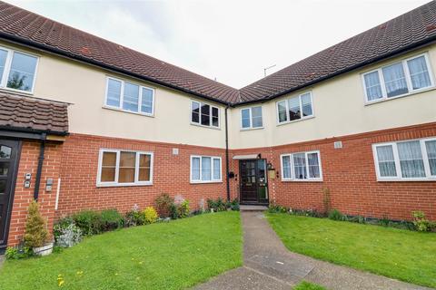 1 bedroom flat for sale - East Thurrock Road, Grays