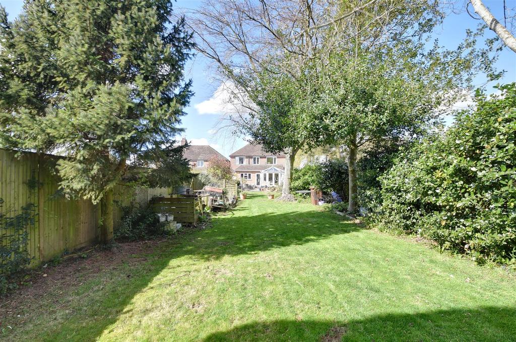 Craythorne, Tenterden 4 bed semidetached house £625,000