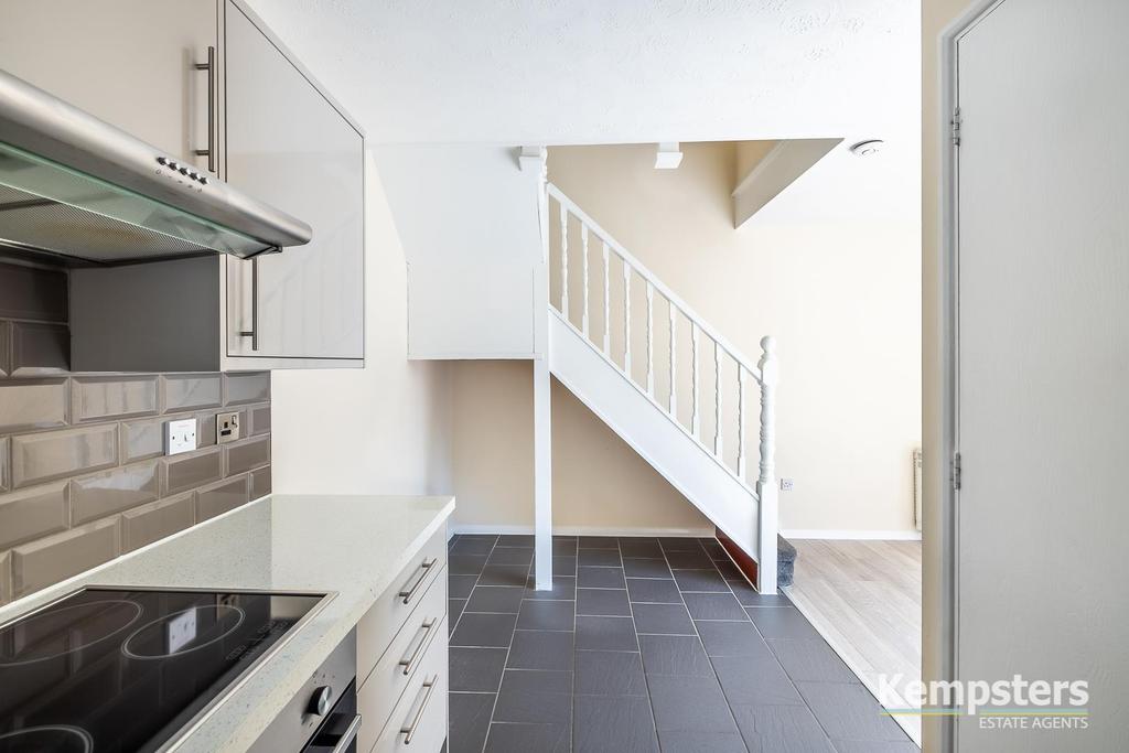 Kitchen 3.jpg