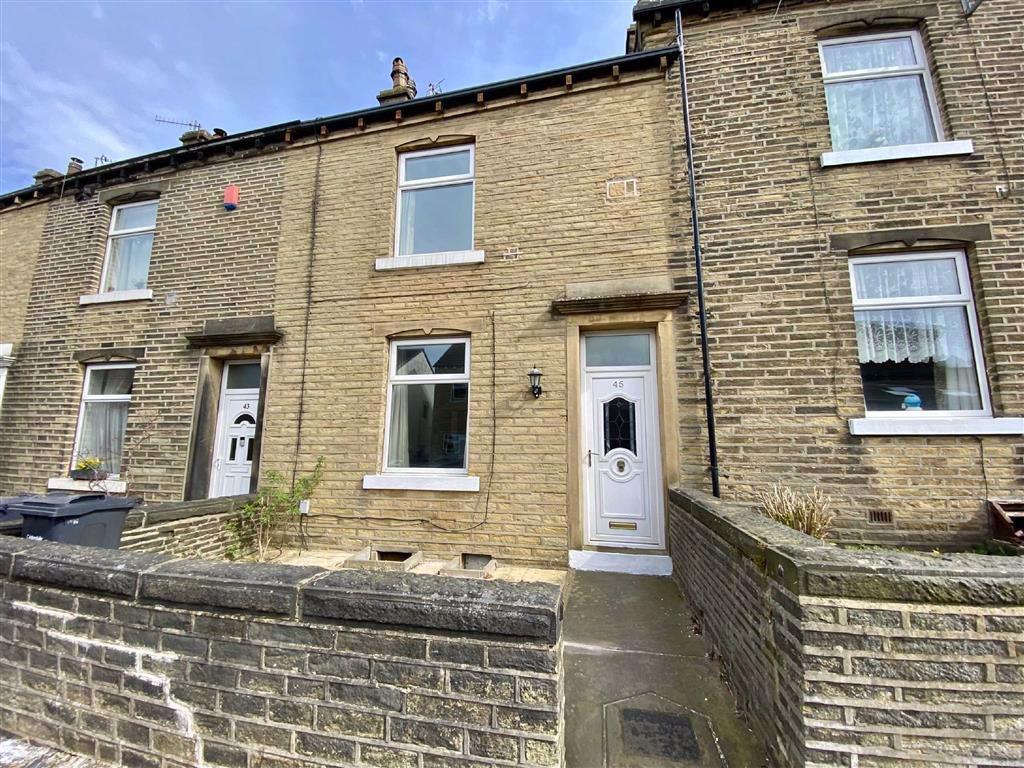 Gordon Street, Elland, HX5 2 bed terraced house £125,000