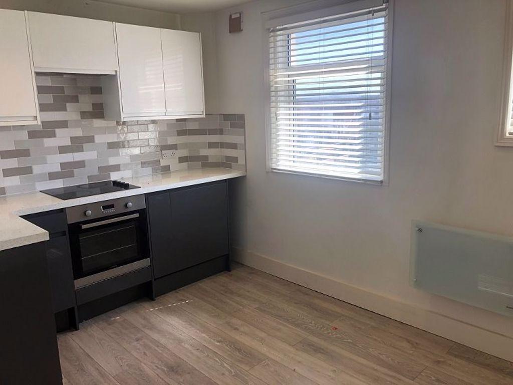 Matlock Road, Brighton, BN1 5BF. 1 bed flat £825 pcm (£190 pw)