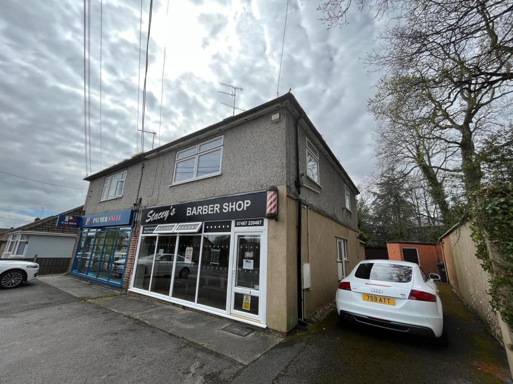 Blandford Road, Poole 1 bed apartment £875 pcm (£202 pw)