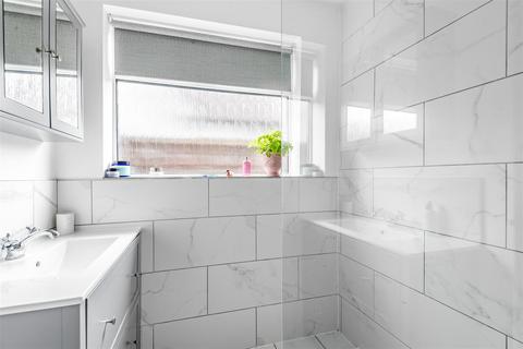 7 Preston Drive, Epsom, KT19 0AD