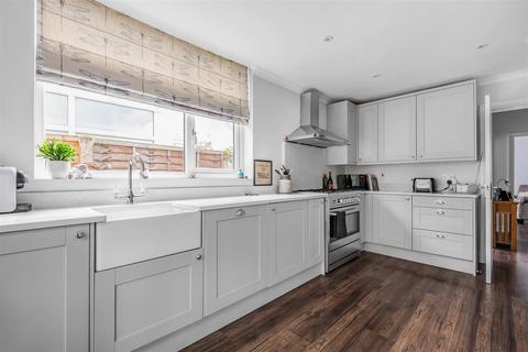 7 Preston Drive, Epsom, KT19 0AD