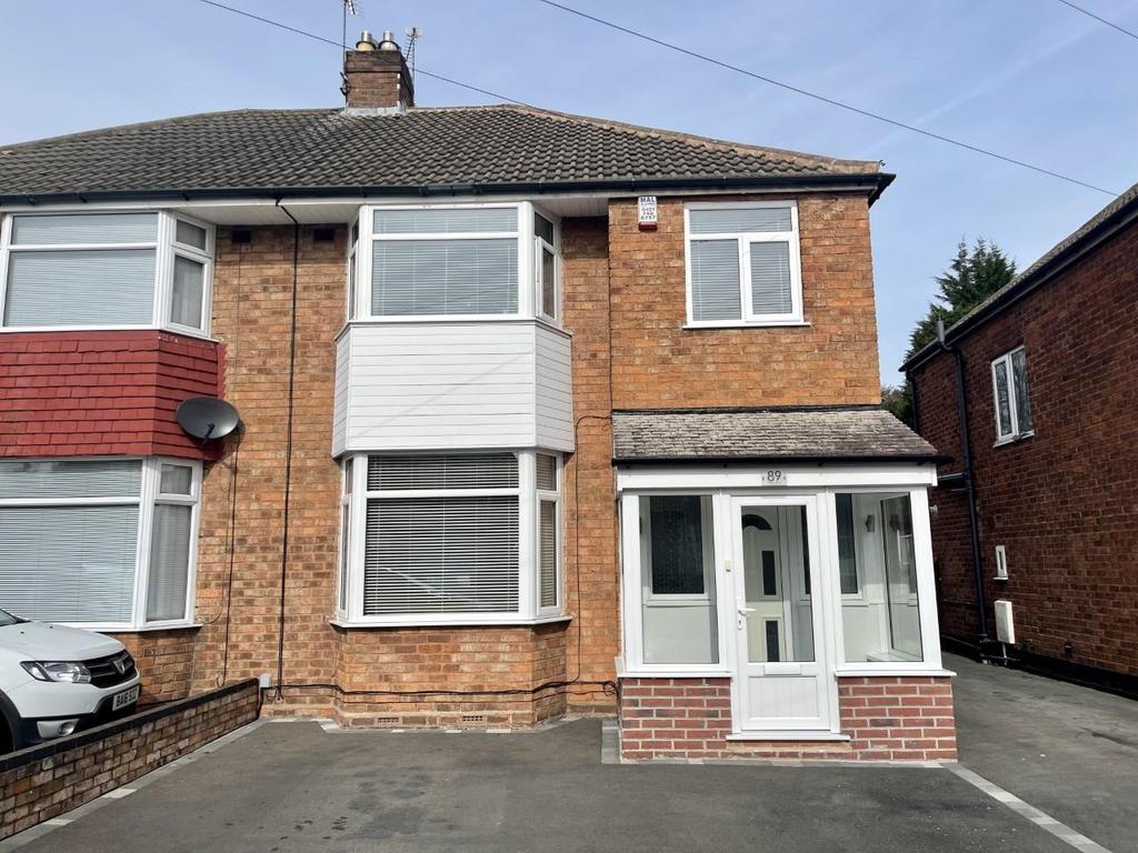 Valley Road, Solihull 3 bed semidetached house £325,000