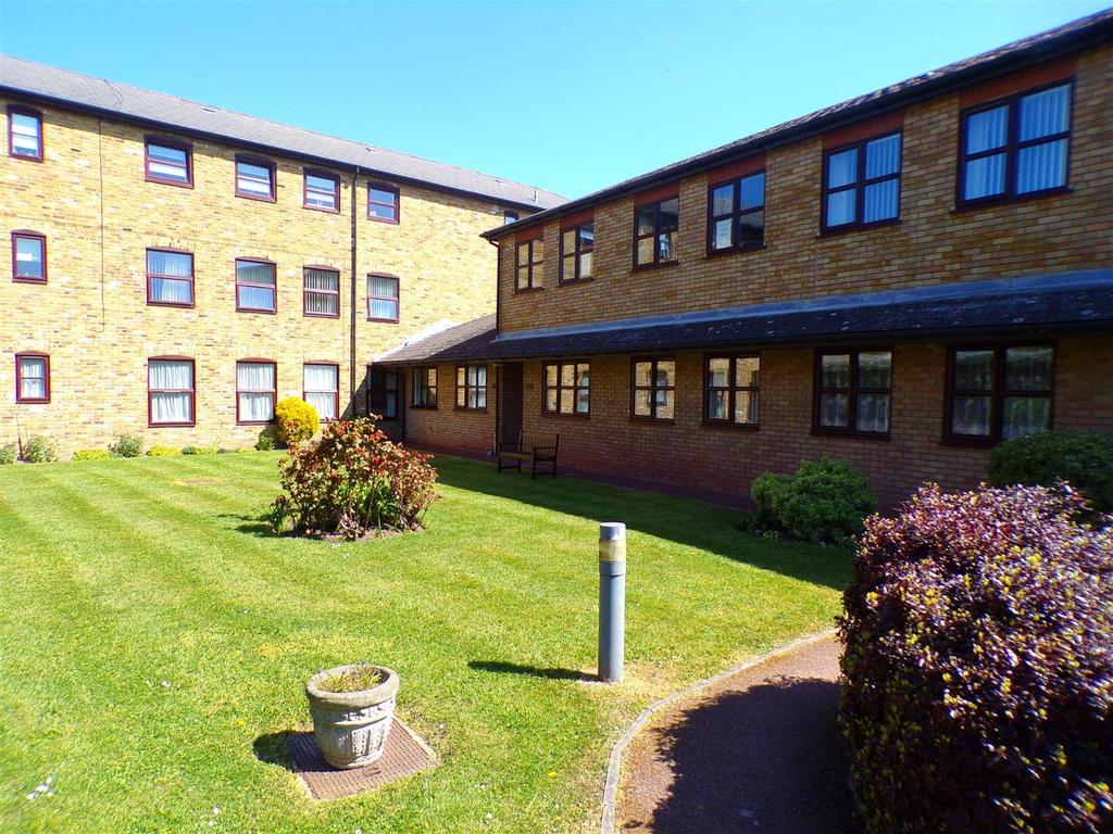Communal gardens