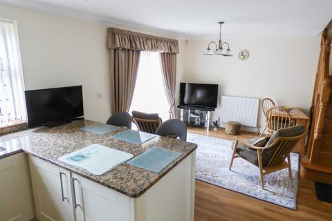 5 Tudor Close, Northfleet, Gravesend, DA11 8DT