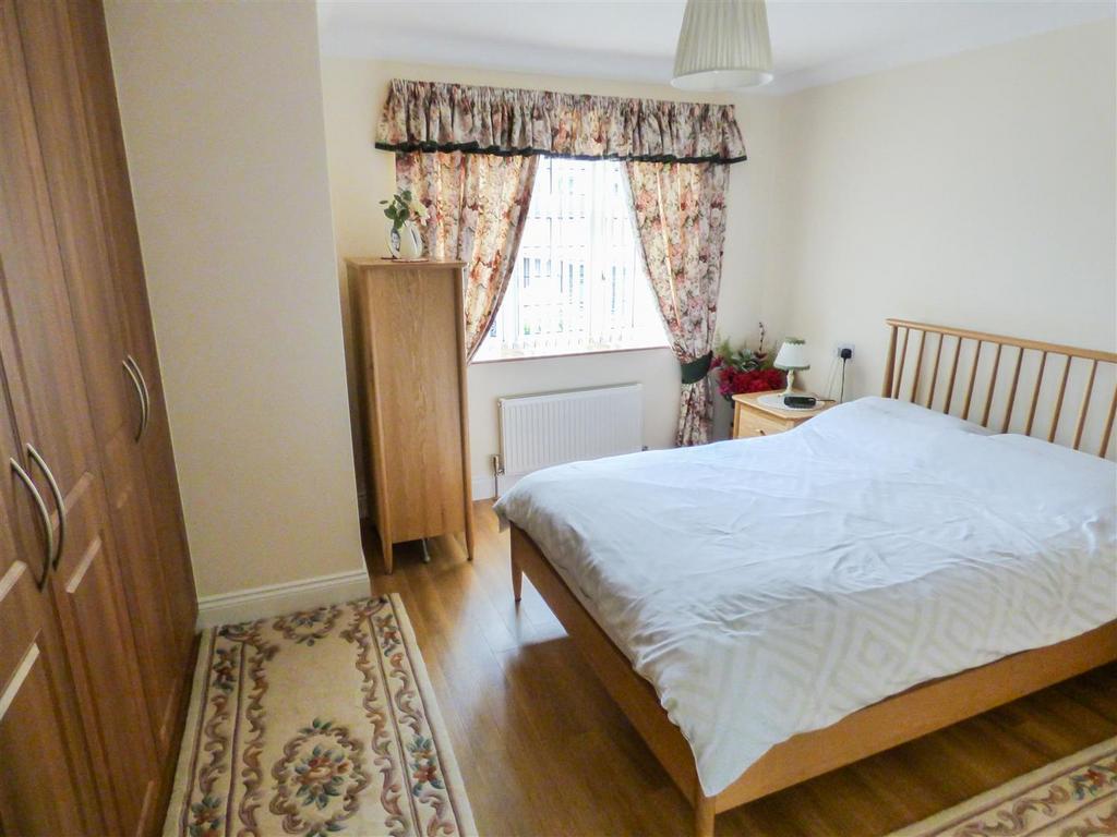 Bedroom 1:
