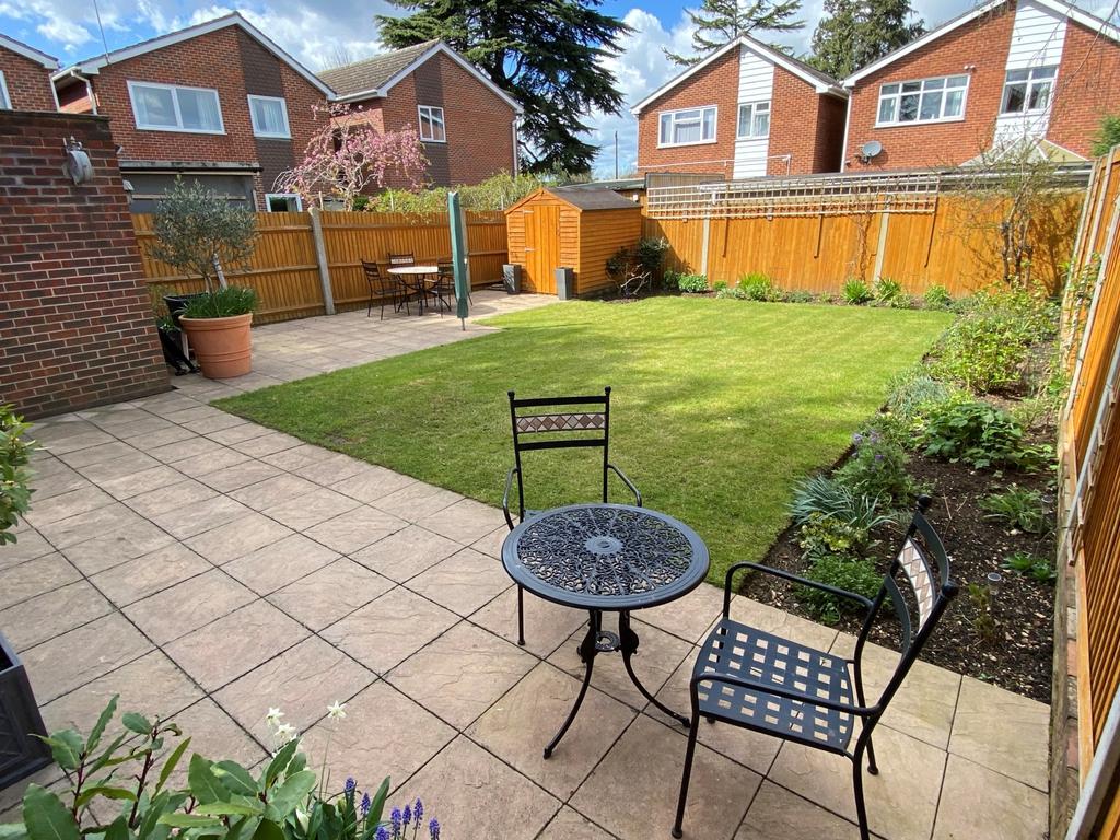 2 Boscombe Close Gdn