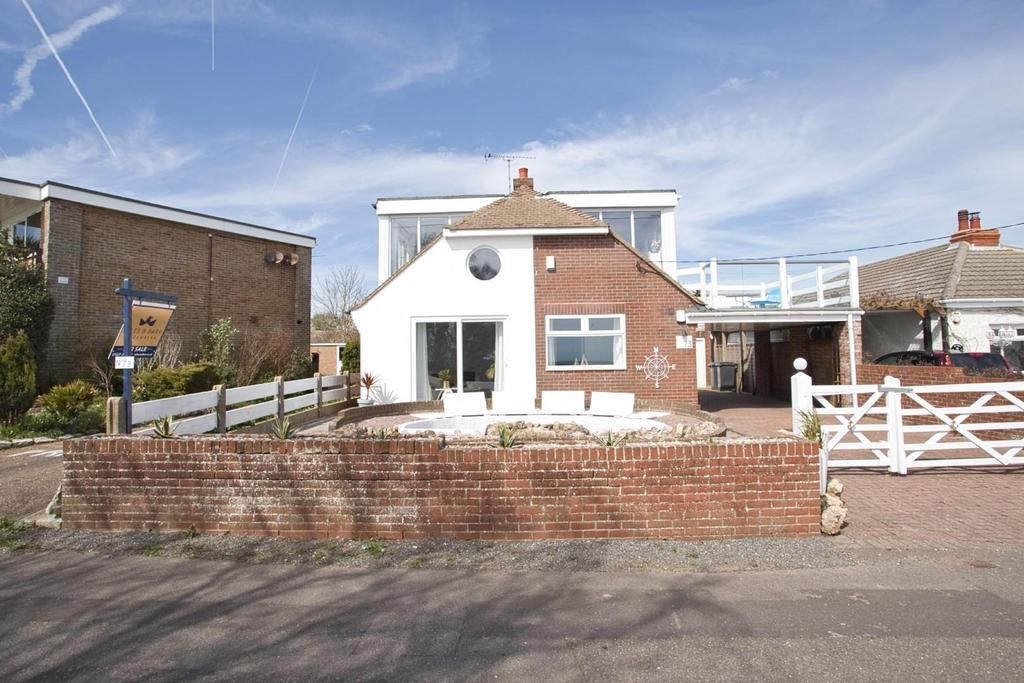 Old Dover Road, CapelLeFerne... 4 bed detached bungalow £625,000