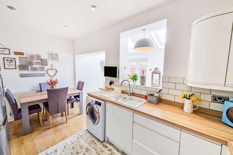 40 Broomhead Road, Wombwell, Barnsley, S73 0SB