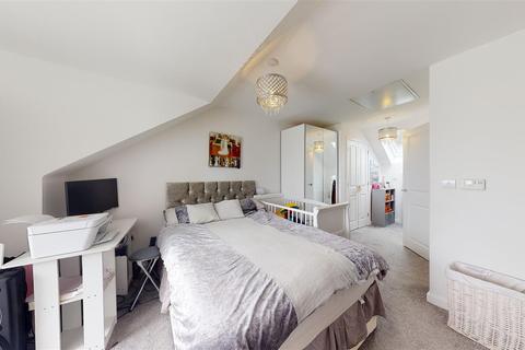 3 bedroom townhouse for sale - Kings Way, Folkestone